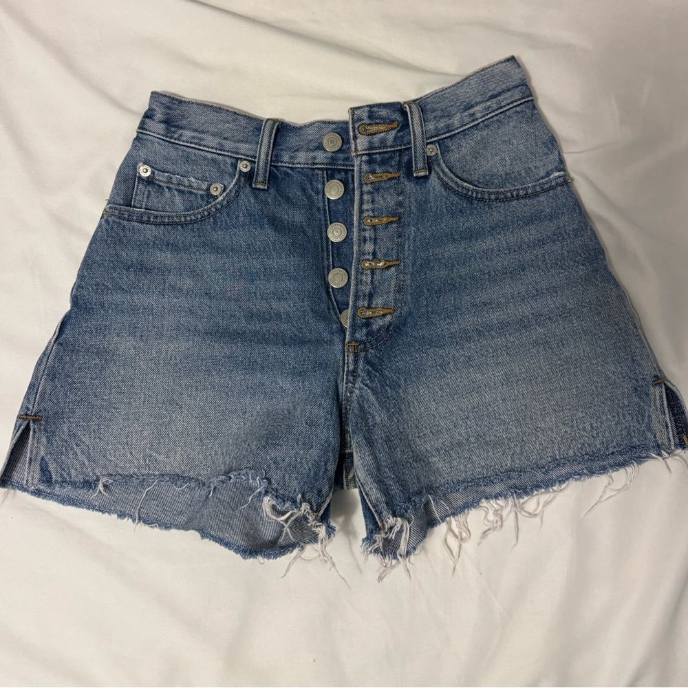 The Lucky Brand, Traveler jean shorts, size 00/24